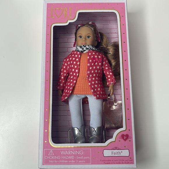 New Lori by Our Generation Faith 6 in Doll With Fall Weather Accessories - Picture 12 of 14